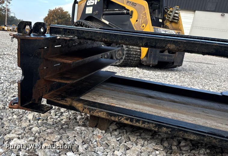 image for item EN5771 Vermeer rod rack