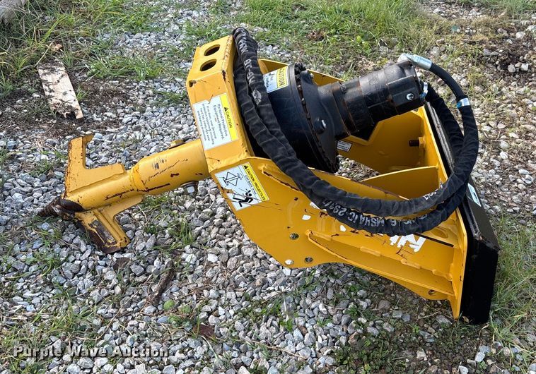image for item EN5772 Fecon SHX12VCL-10-18-H0 compact utility loader stump grinder