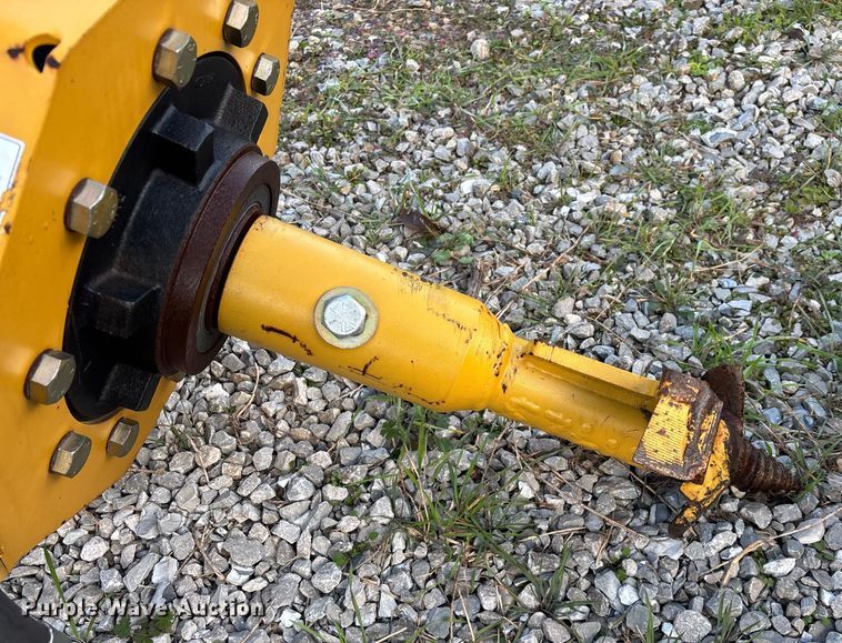 image for item EN5772 Fecon SHX12VCL-10-18-H0 compact utility loader stump grinder