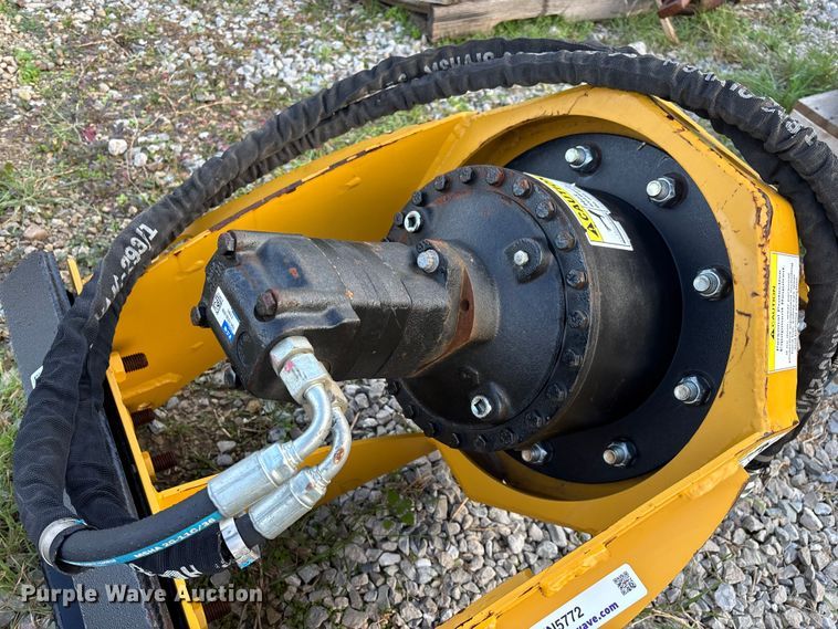 image for item EN5772 Fecon SHX12VCL-10-18-H0 compact utility loader stump grinder