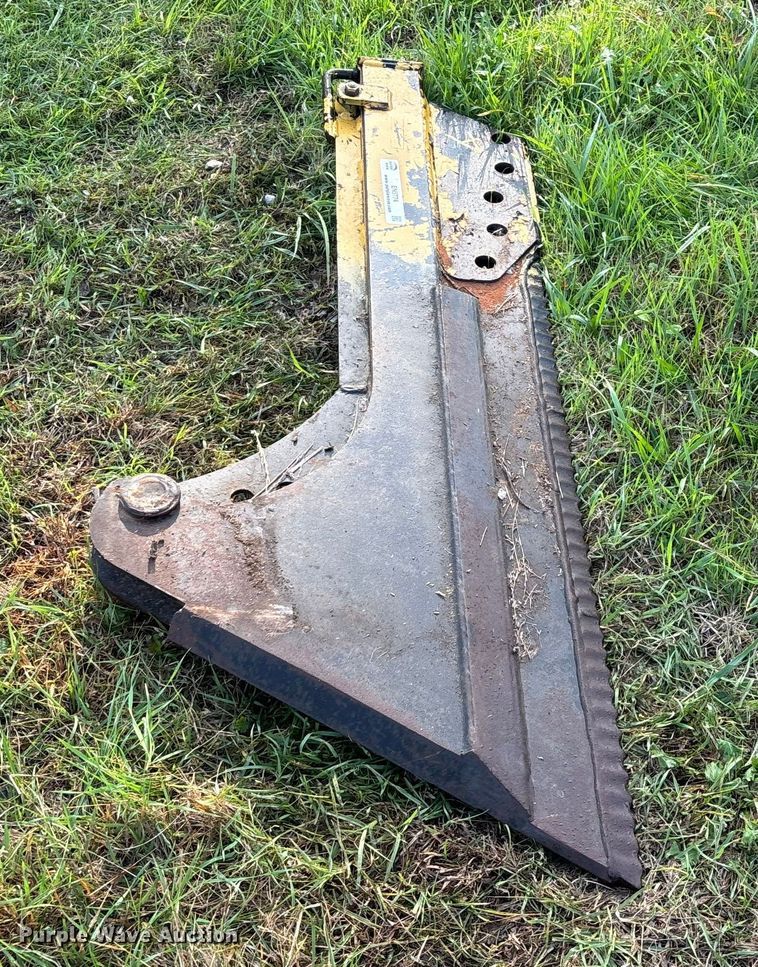 image for item EN5774 Vermeer cable plow blade