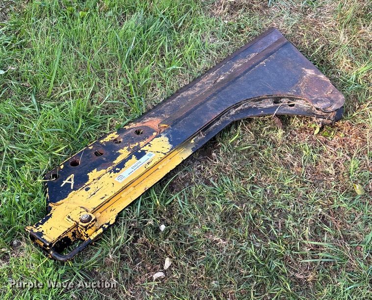 image for item EN5774 Vermeer cable plow blade