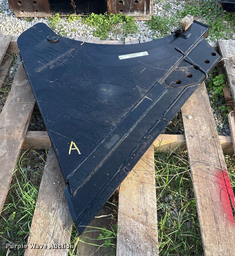 image for item EN5775 Vermeer cable plow blade