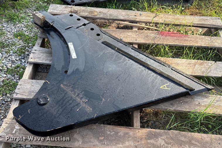 image for item EN5775 Vermeer cable plow blade