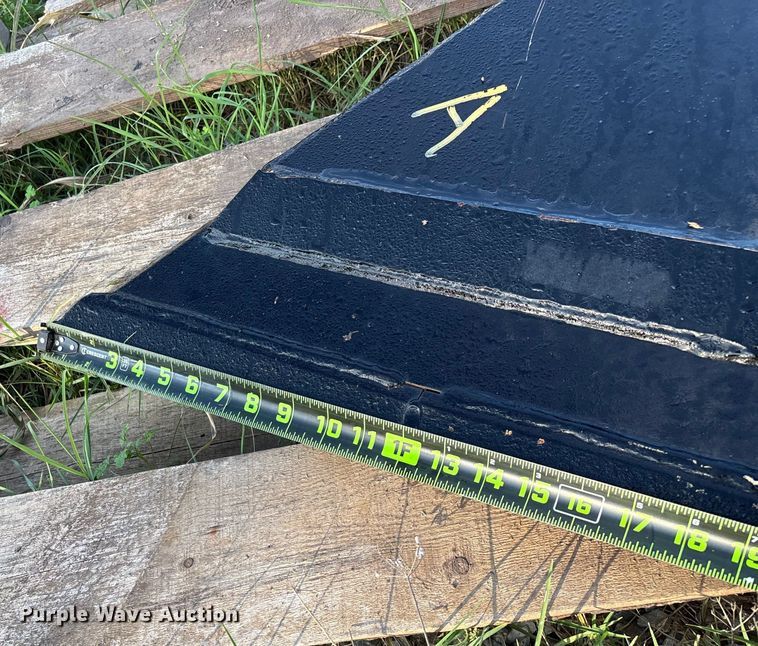 image for item EN5775 Vermeer cable plow blade