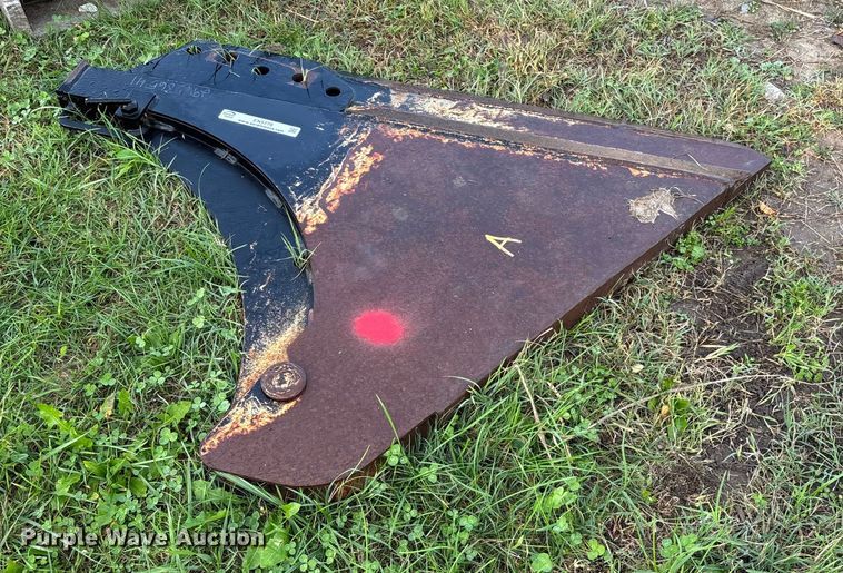 image for item EN5776 Vermeer cable plow blade