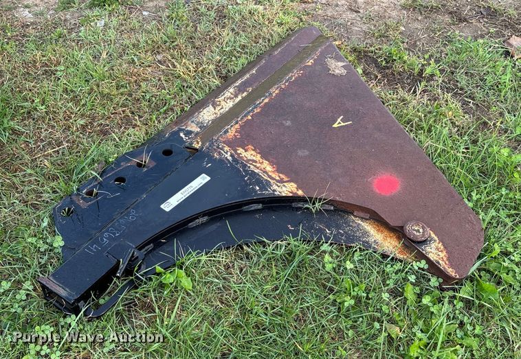 image for item EN5776 Vermeer cable plow blade