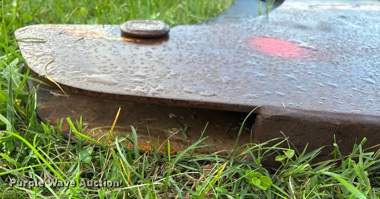 image for item EN5776 Vermeer cable plow blade