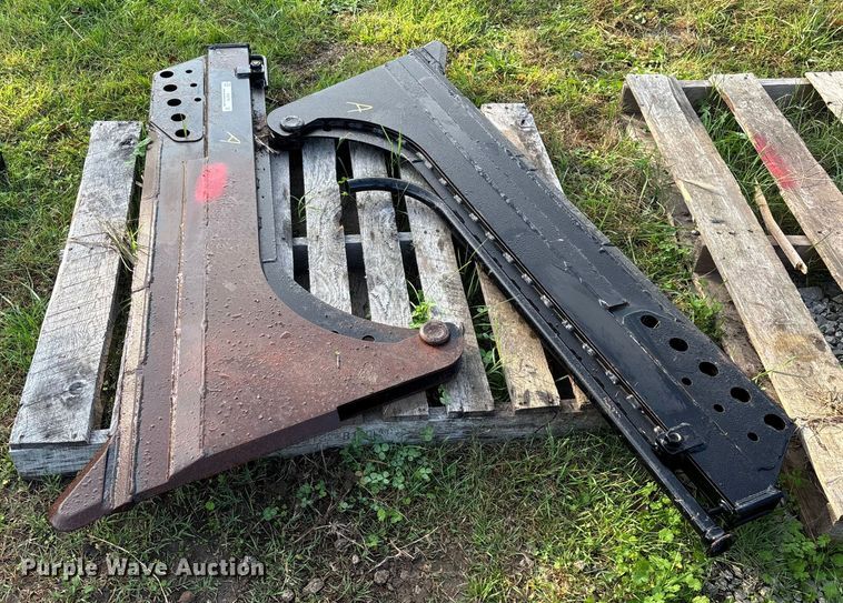 image for item EN5779 (2) Vermeer cable plow blades