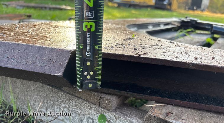 image for item EN5779 (2) Vermeer cable plow blades