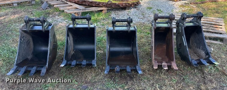 image for item EN5782 (5) TAG excavator buckets