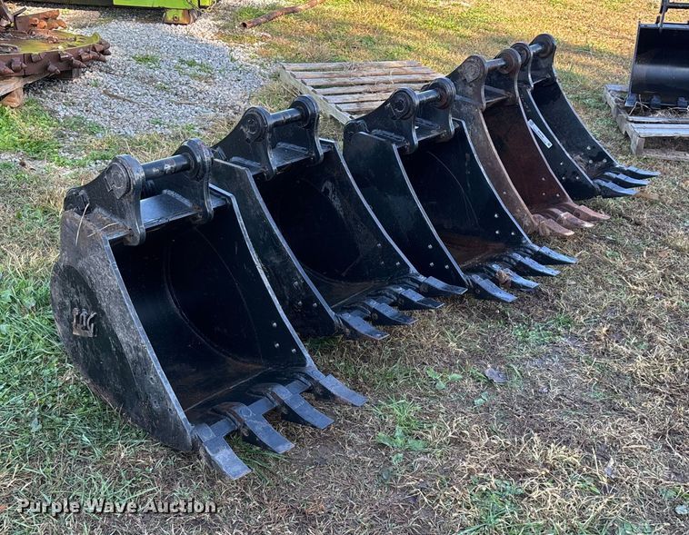 image for item EN5782 (5) TAG excavator buckets