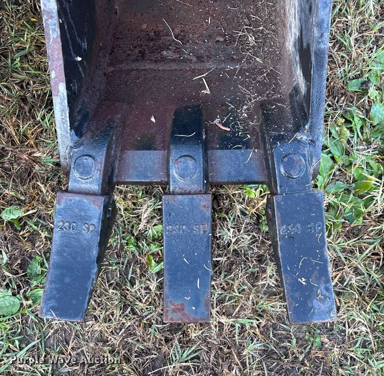 image for item EN5782 (5) TAG excavator buckets