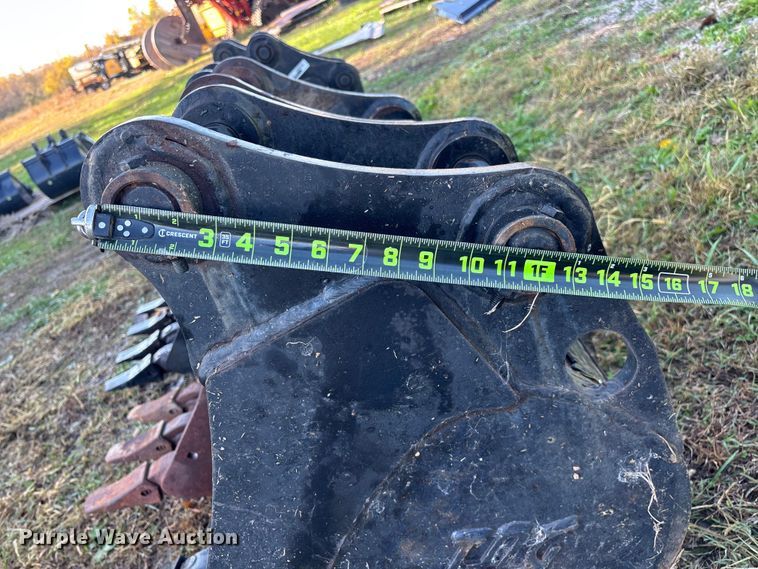 image for item EN5782 (5) TAG excavator buckets