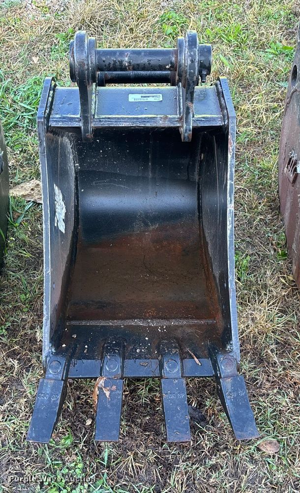 image for item EN5782 (5) TAG excavator buckets