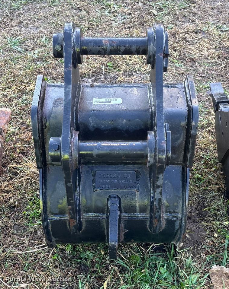 image for item EN5782 (5) TAG excavator buckets