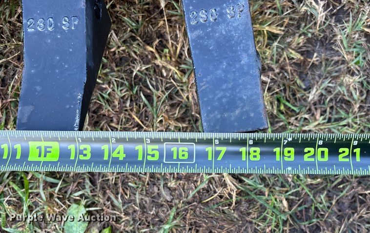 image for item EN5782 (5) TAG excavator buckets