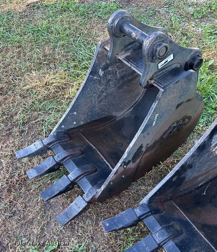 image for item EN5782 (5) TAG excavator buckets