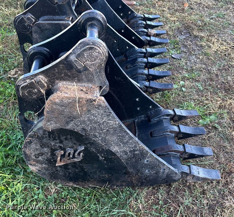 image for item EN5782 (5) TAG excavator buckets