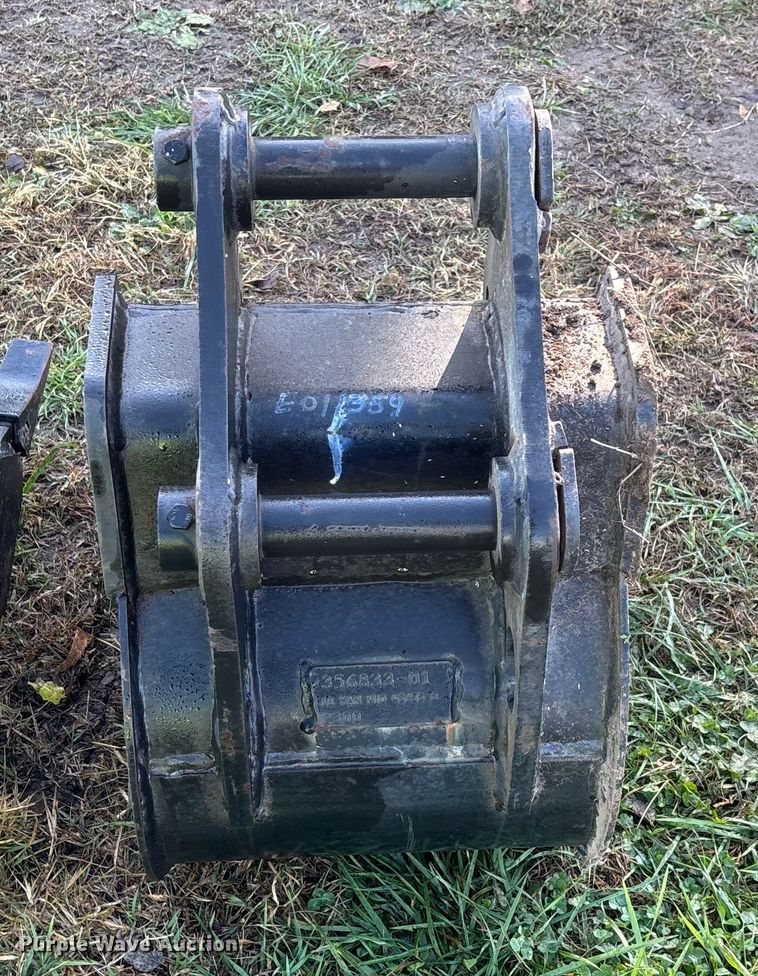 image for item EN5782 (5) TAG excavator buckets