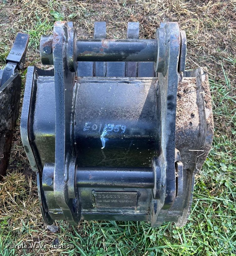 image for item EN5782 (5) TAG excavator buckets