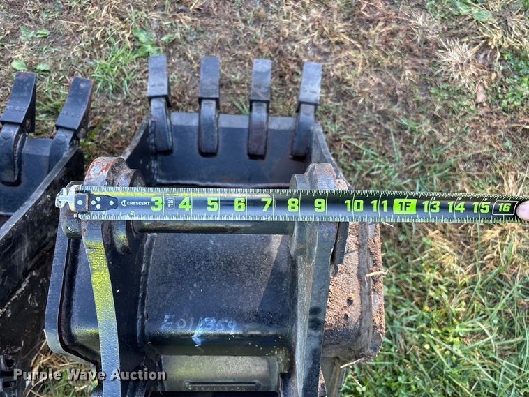 image for item EN5782 (5) TAG excavator buckets