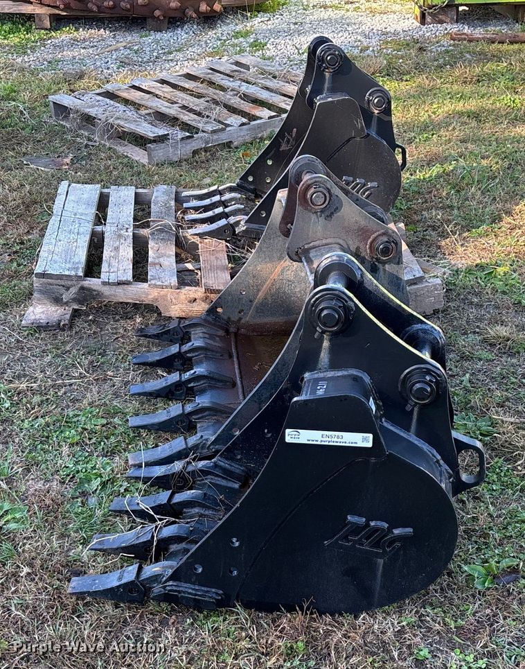 image for item EN5783 TAG (3) TAG excavator buckets