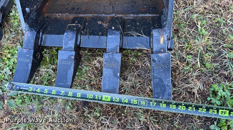 image for item EN5783 TAG (3) TAG excavator buckets