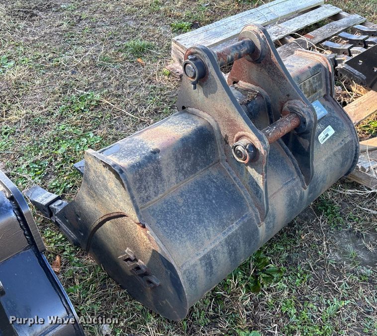 image for item EN5783 TAG (3) TAG excavator buckets