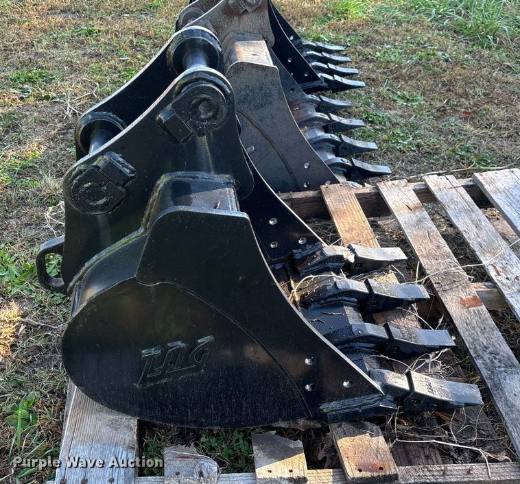 image for item EN5783 TAG (3) TAG excavator buckets