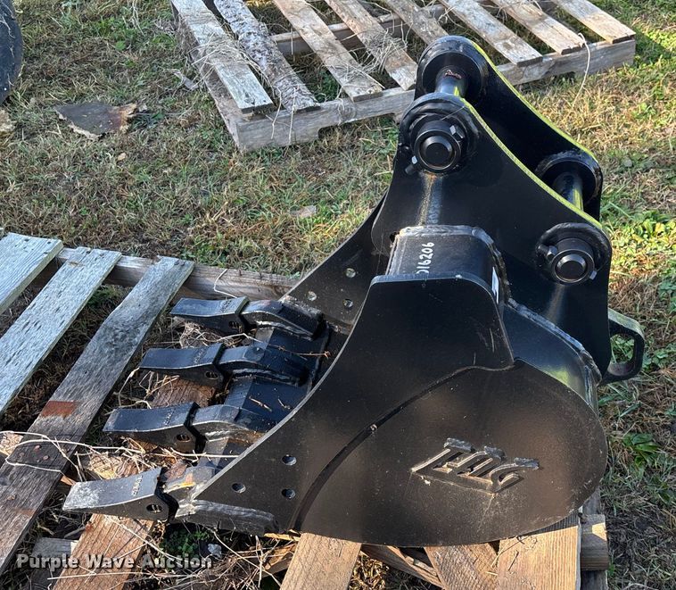 image for item EN5783 TAG (3) TAG excavator buckets