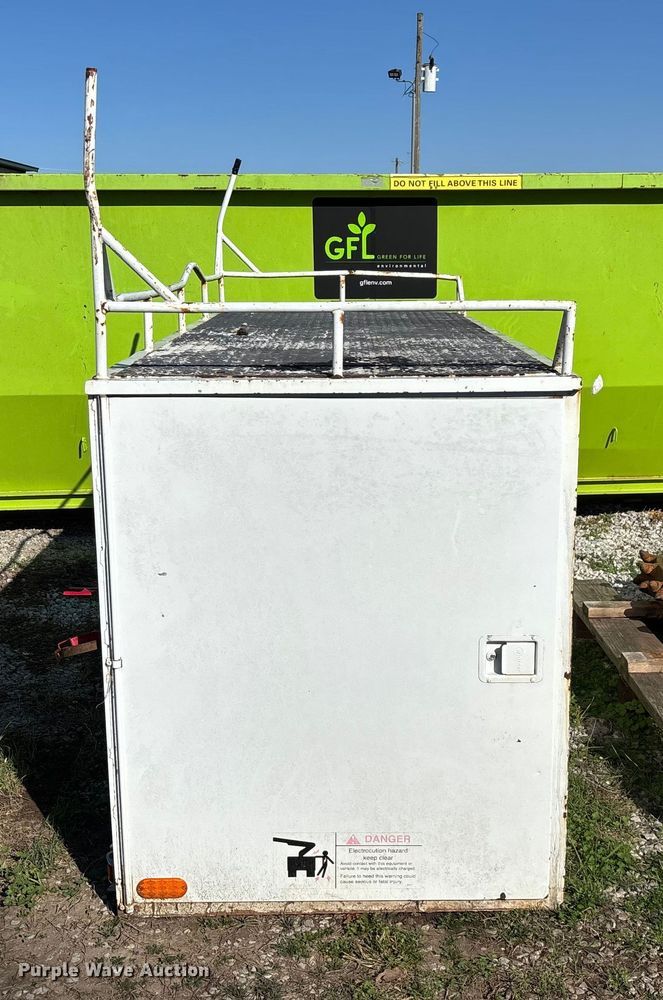 image for item EN5787 Truck toolbox