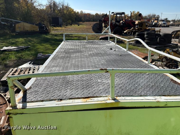 image for item EN5787 Truck toolbox