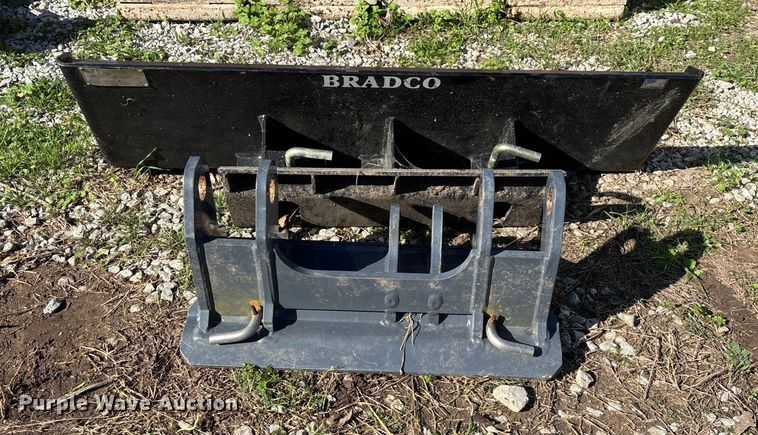 image for item EN5789 (2) quick attach loader brackets 