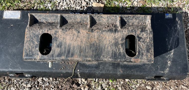 image for item EN5789 (2) quick attach loader brackets 