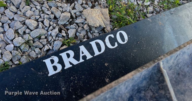 image for item EN5789 (2) quick attach loader brackets 