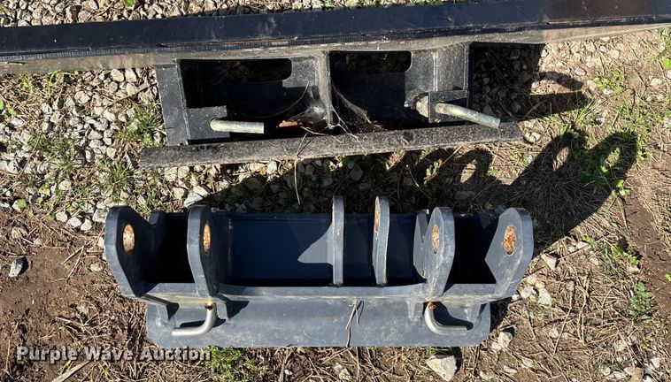 image for item EN5789 (2) quick attach loader brackets 