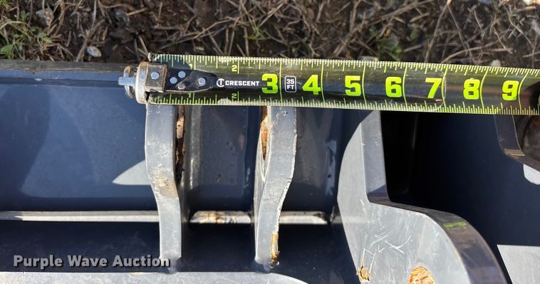 image for item EN5789 (2) quick attach loader brackets 