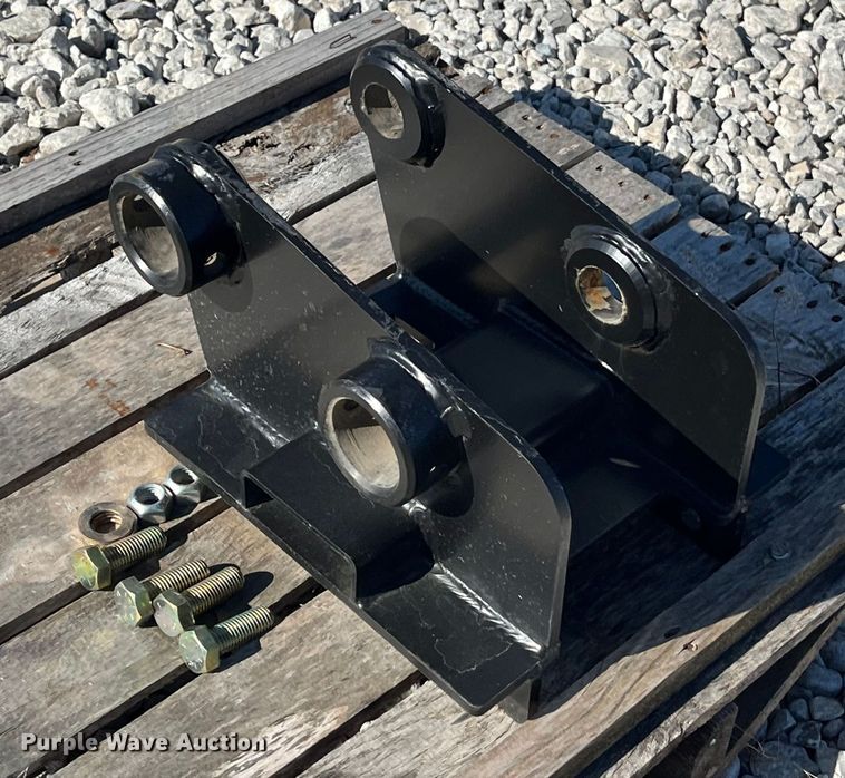 image for item EN5791 Excavator plate attachment