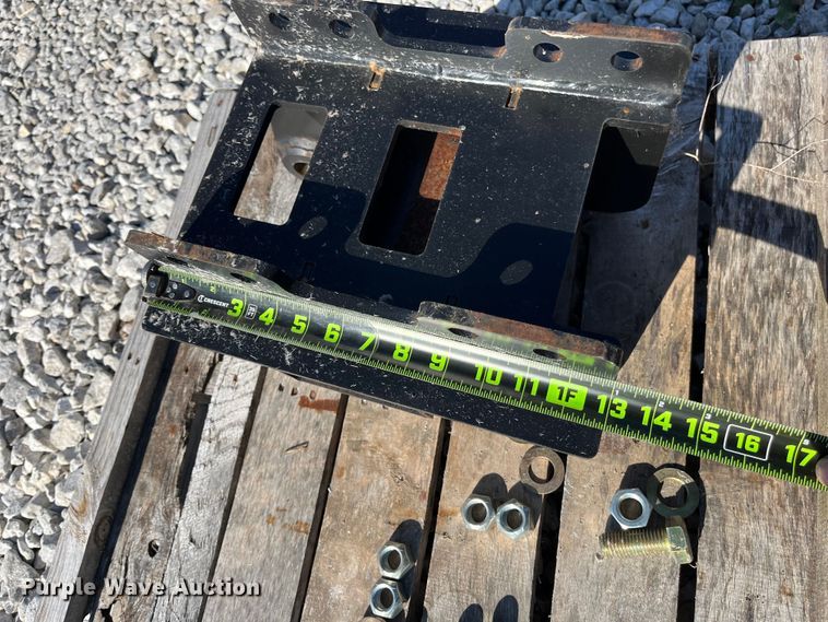 image for item EN5791 Excavator plate attachment