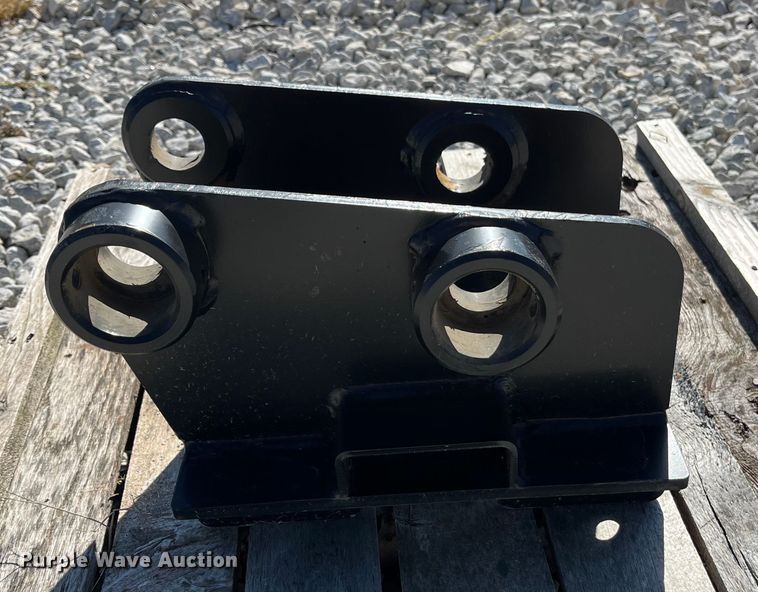 image for item EN5791 Excavator plate attachment