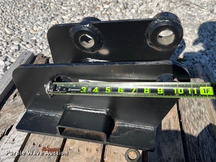 image for item EN5791 Excavator plate attachment