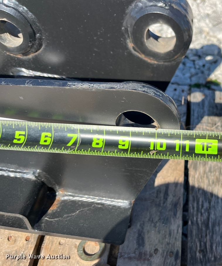 image for item EN5791 Excavator plate attachment