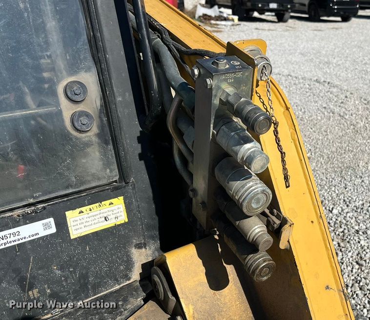 image for item EN5792 2008 ASV PT-80 tracked skid steer loader