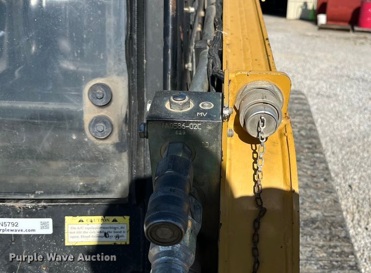 image for item EN5792 2008 ASV PT-80 tracked skid steer loader