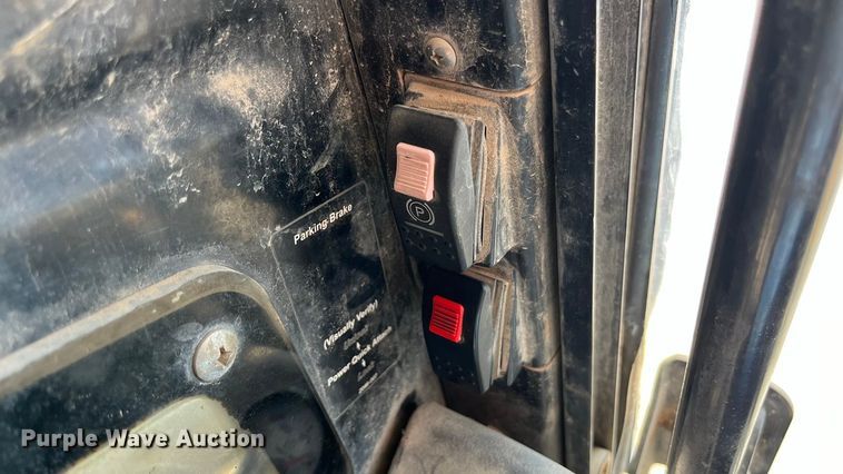 image for item EN5792 2008 ASV PT-80 tracked skid steer loader