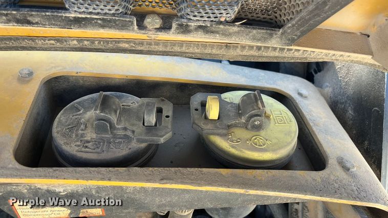 image for item EN5792 2008 ASV PT-80 tracked skid steer loader