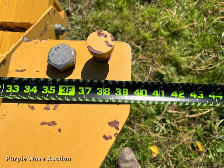 image for item EN5794 Vermeer suitcase weights and bracket