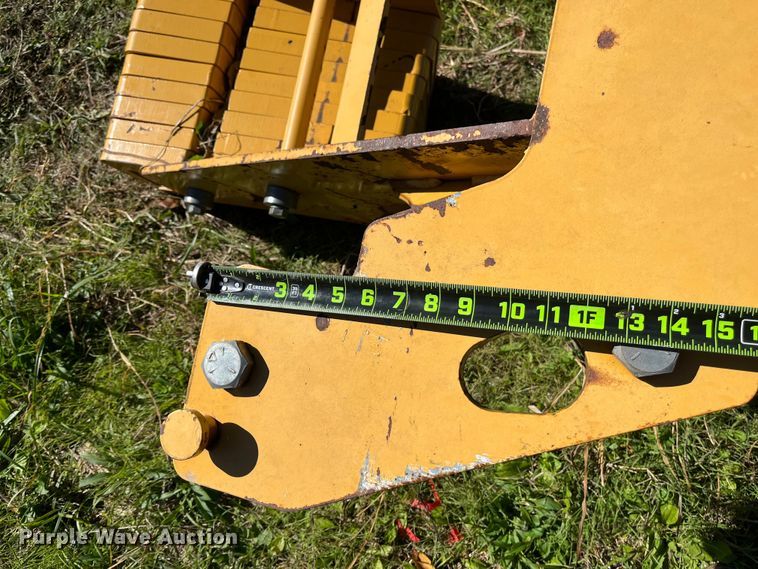 image for item EN5794 Vermeer suitcase weights and bracket