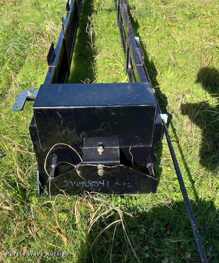 image for item EN5795 Vermeer rod rack